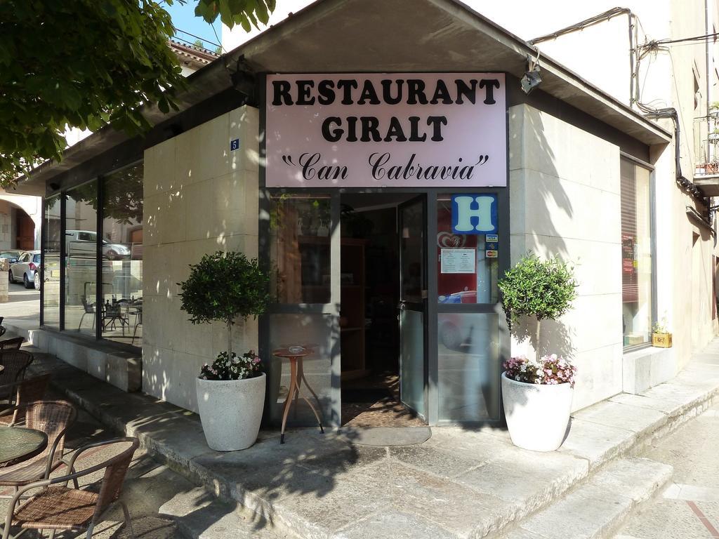 Restaurant fonda giralt Hotel Amer Esterno foto